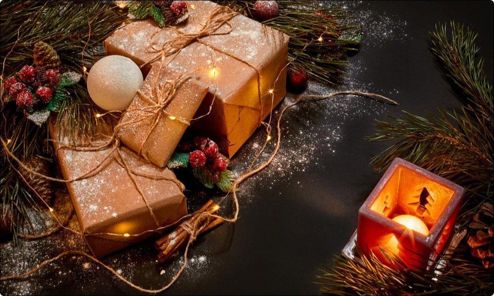 100 Most Special Christmas Gifts for Employees 🎄